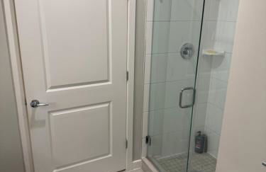 Modern Hyattsville Apartment - Walk to Metro & DC - Foto 6