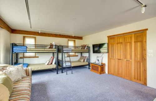 Montrose Family Home with Yard and Fruit Trees! - Foto 29