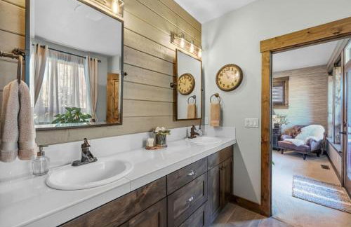 Brasada Getaway-> Privacy, Hot Tub & Theater Room! - Foto 6