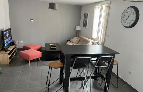 Proche Bordeaux centre : petite maison de ville +parking - Foto 2