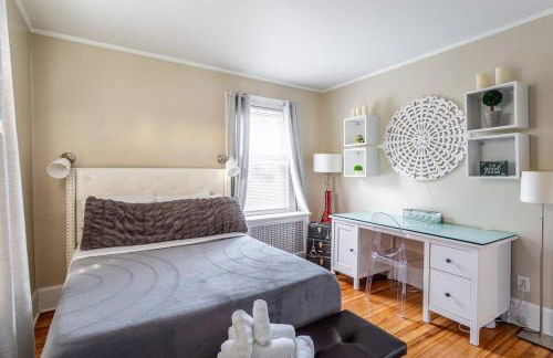 Bella room near downtown Train I-95 & beaches - Foto 47