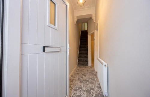 Modern 3BR House in Manchester, Ideal for Families, Sleeps 7 - Foto 25