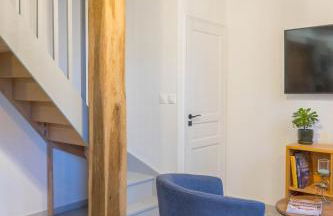 La Maison de Jeanne - Cœur Historique d'Orléans avec parkings privés - classée 3 étoiles - Foto 12