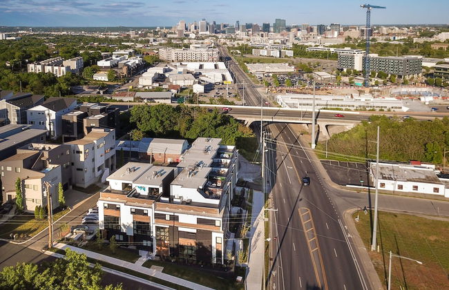 Sky High Cowgirl Luxe 4BR w Rooftopdeck Karaoke - Foto 54