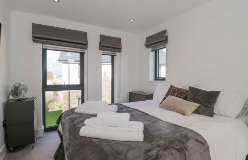 Agua de Plata, 16 Wakeling Island, Silverlake - Photo 20