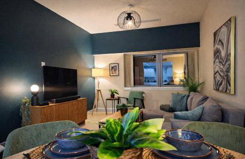 2 Bed Flat - Contractor - Central MK - Parking - Sleeps5 - Foto 1