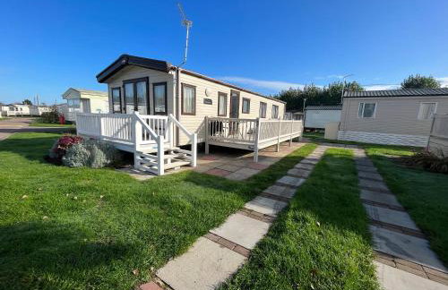 L60, Two bedroom caravan - California Cliffs, Parkdean Resort, Scratby - Sleeps 6, bed linen, towels plus Wi-Fi included - Sorry no pets - Foto 18