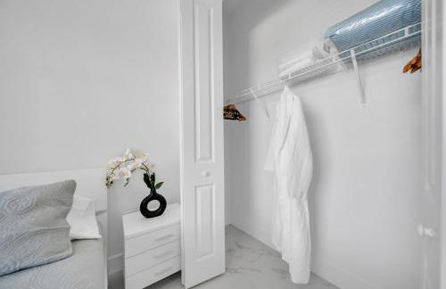 Cozy 3BR Duplex Unit with WiFi and Laundry in Lehigh Acres - Foto 18