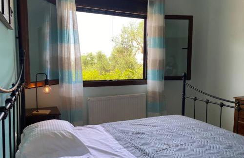 Rustic- Chic Villa in a Private Olive Grove - Filiatra - Foto 16