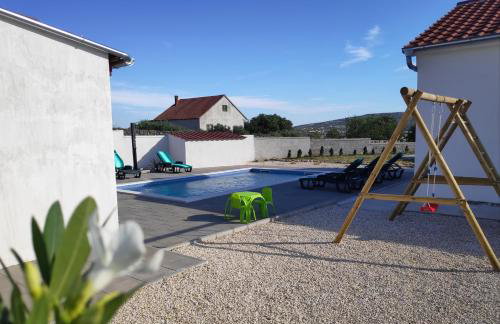 Family friendly house with a swimming pool Bulic, Zagora - 18943 - Photo 10