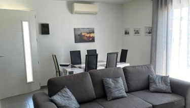 A 700m de la plage,villa FAMIGLIA avec piscine - Foto 3