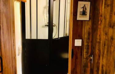 La petite Maison du Bonheur & Jacuzzi - Photo 73