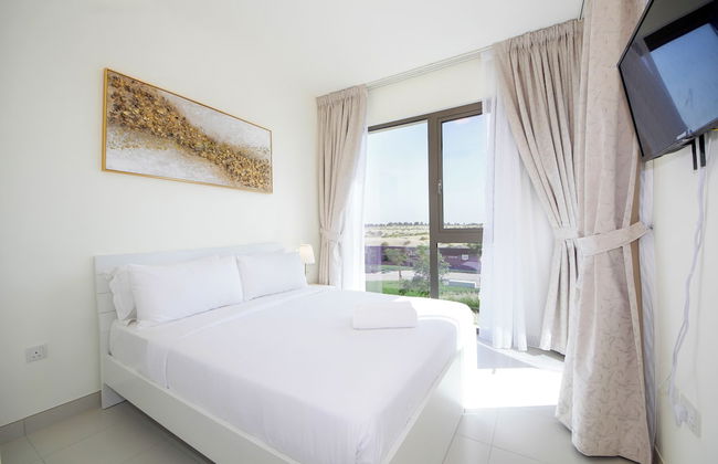 Spacious 3BHK Townhouse-Emaar South Golf - Photo 2