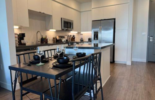 Upscale Escape 10 Min from Disneyland With Pool & Gym - Foto 60