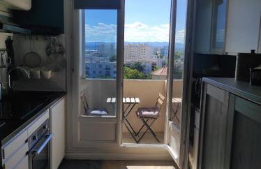 Le Jules Guesde, Appart traversant, 3ch , parking, 2mn à pied métro D Parilly - Foto 4