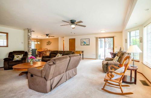 Deck and Hot Tub Rustic Groveland Home! - Foto 6