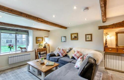 Westside Cottage, Newby Hamlet, Clapham, Yorkshire Dales National Park, Famous Three Peaks, Near The Lake District, Pets Are Welcome, Direct Parking in front of the Cottage & Guest Parking - Foto 12
