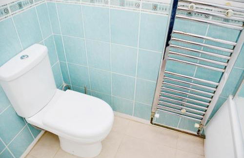 1FG Dreams Unlimited Serviced Accommodation- Staines - Heathrow - Foto 37