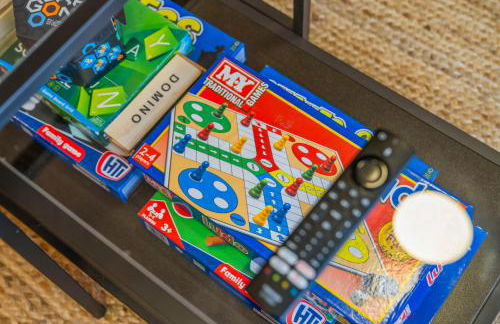 Modern 5 Bedroom Townhouse with Free Parking - Foto 11