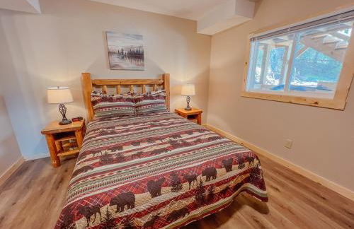 The Lodge at Hocking Hills - 2 Hot Tubs - 6 acres - Lake access - Photo 44