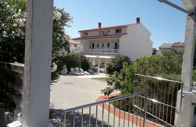 Charming Palit Kroatien Holiday House With Garden - Foto 19