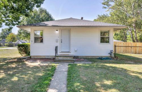 Fenced & Pet-Friendly! Modern 2BR Retreat! CLE-BW - Foto 14