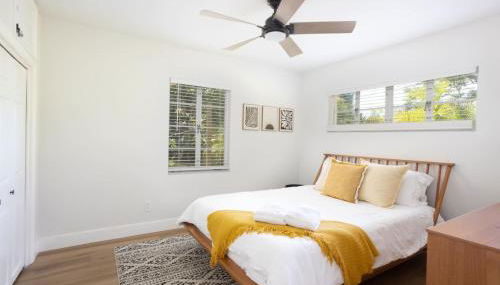 POOL Fenced Yard Shuffleboard Court - Foto 2