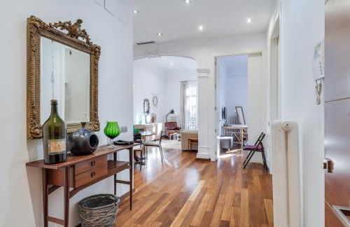 GuestReady - Central Barcelona Getaway - Photo 12