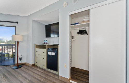 Delightful Studio Condo with Garden View Balcony 7 Mins to Universal - Foto 11