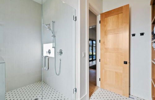 Studio Pool House by Xquisite Rentals - Photo 11