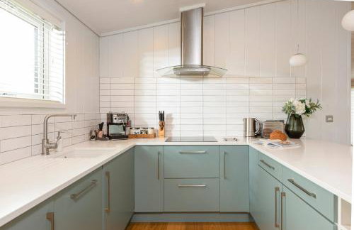 Charterhouse, Strawberryfield Park - Photo 11