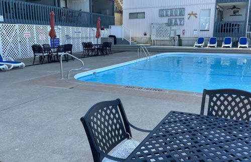 STAIRS OPTIONAL! Lakefront! Pool! On Water! Convenient Fishing! - Photo 58