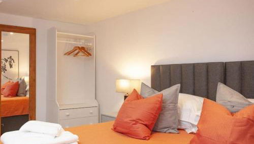 1 Perfectly located stylish, comfortable apartment - Photo 3