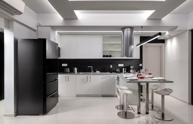 Rhodes Skyline Suites - Photo 16