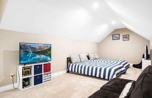 Luxury Home on Cove with Boat Slips, Waterslides, and Jump Deck - Foto 43