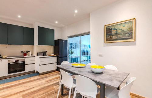 CityLife Apartment - Modern - Photo 14