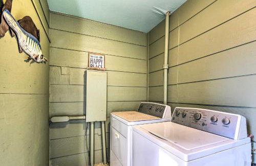 Walk to Beach! Group-Friendly Galveston Hideaway - Foto 31