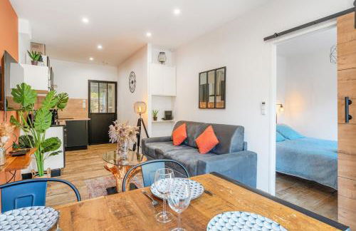 Terrasse et balnéo au cœur de Monplaisir - Photo 1