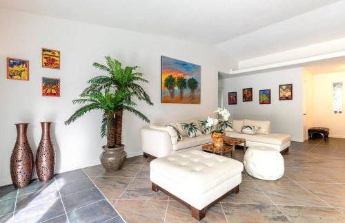 Mineral Saltwater Solar heated Pool & Spa Oasis with mountain views and Koi pond - Foto 35