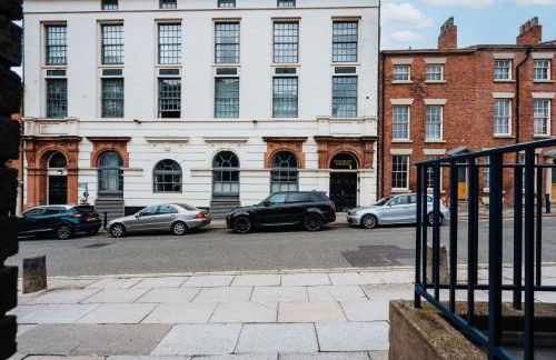 Liverpool Warehouse Flat - Sleeps 5, WiFi, Free On-Site Parking - Foto 46