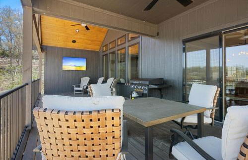 Accessible Lakeside Luxury at the 45mm w/ Private Dock, Sunset Views & More - Foto 44