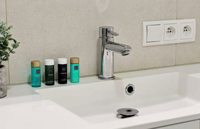 Centrally Located 2 Bedroom Apartment With Parking - Foto 26