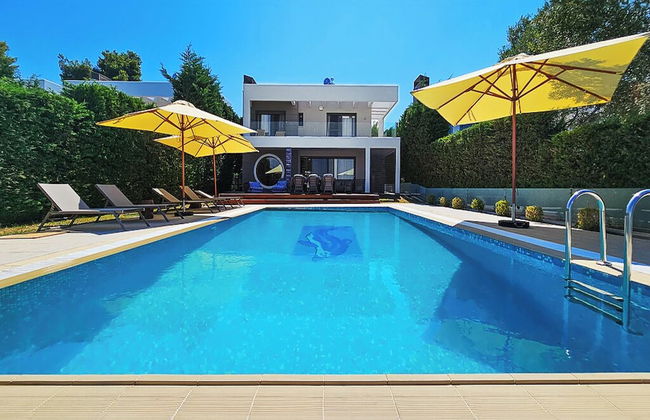 Luxurious 4-bedroom Villa Anya With Private Pool in Kassandra, Halkidiki - Foto 42