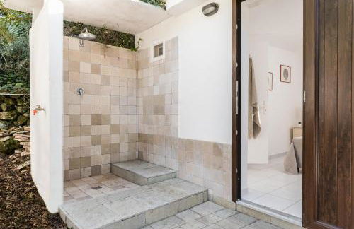 Villa Giglio with Garden and Mini Pool by Rentbeat - Foto 51