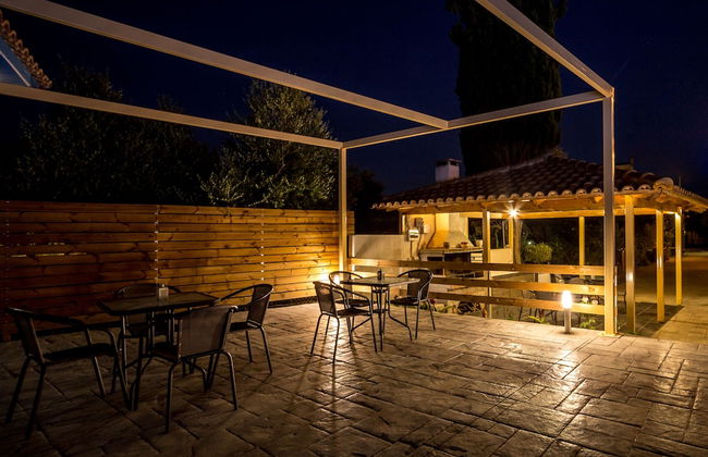 Yria ntn Studios - Photo 3