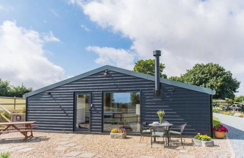 Rabbit Hole by Keepers Cottages - Photo 1