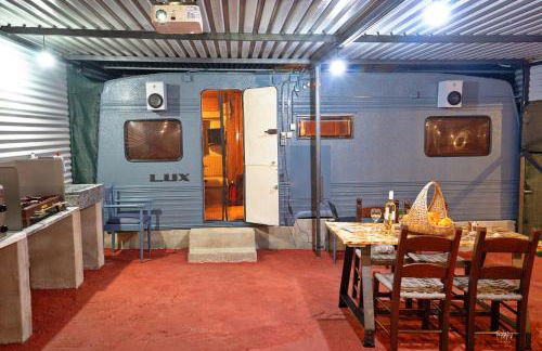 Lemon Garden Camper - Photo 35