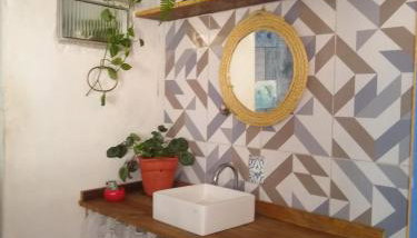 Sobrado estiloso a 100 metros da praia - Foto 2