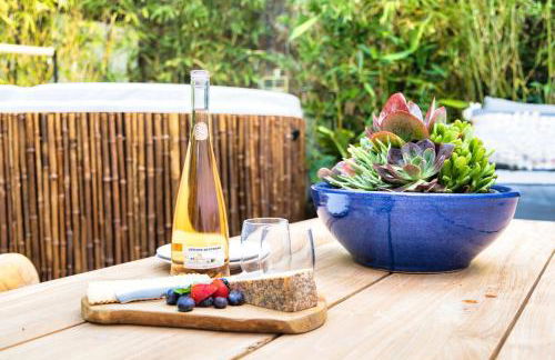 Channel Islands Beach Retreat - Photo 48