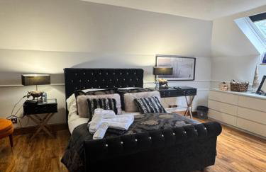 WestLaigh Lrg Luxury Country Farm House 20 min from the city - Foto 7